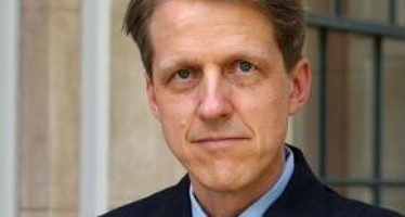 Robert Shiller: Making Sense of the Irrationality of Markets