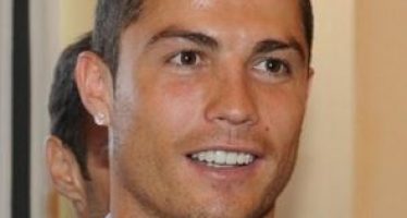 Cristiano Ronaldo: Football Virtuoso Equipped with Class and Modesty