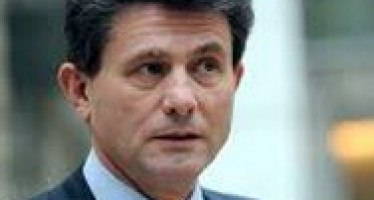 Henri de Castries: Pragmatism with a Human Touch