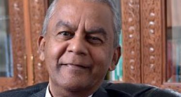 CFI.co Meets the Governor of the Central Bank of Mauritius: Rameswurlall Basant Roi