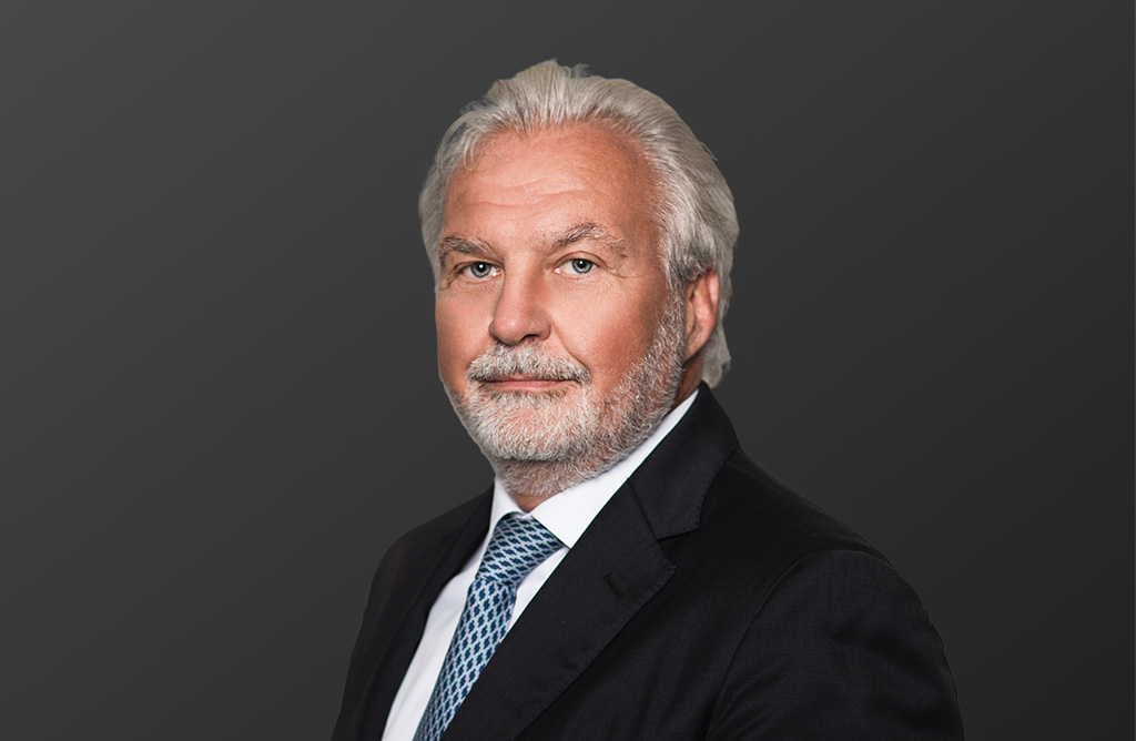 EMCORE Asset Management Chairman of the Board: Stephan Knuser