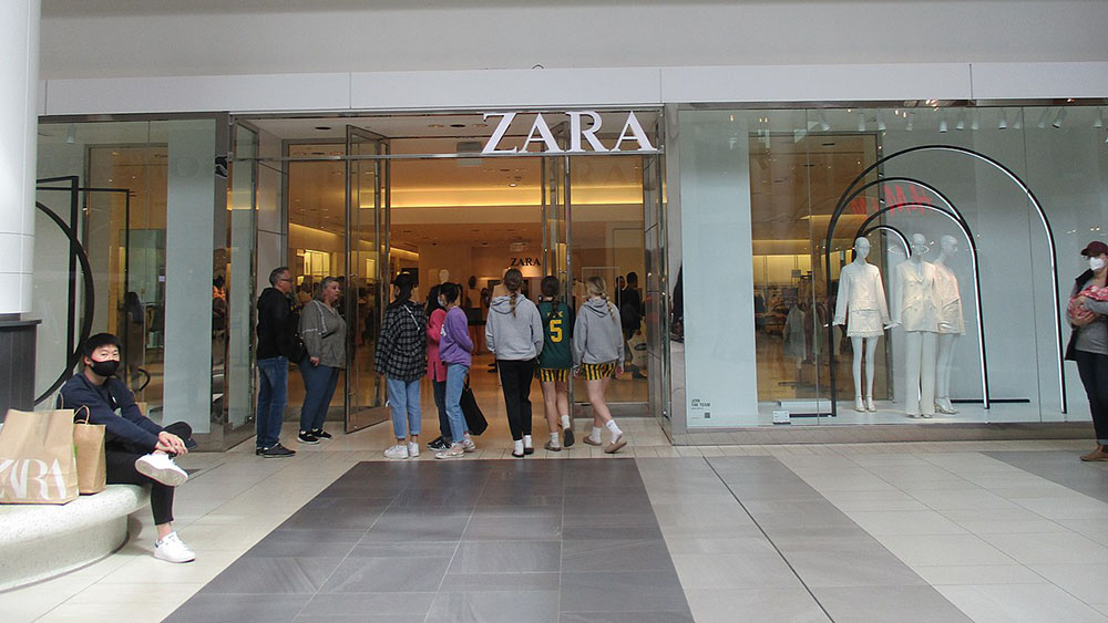 Zara, Calgary, Canada