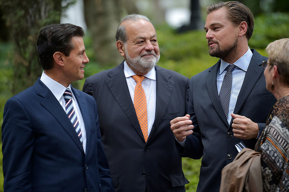 Founder of Grupo Carso Carlos Slim, with Enrique Peña Nieto and Leonardo DiCaprio