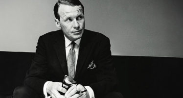 David Ogilvy, the Original Mad Man: The Man Who Sold Selling