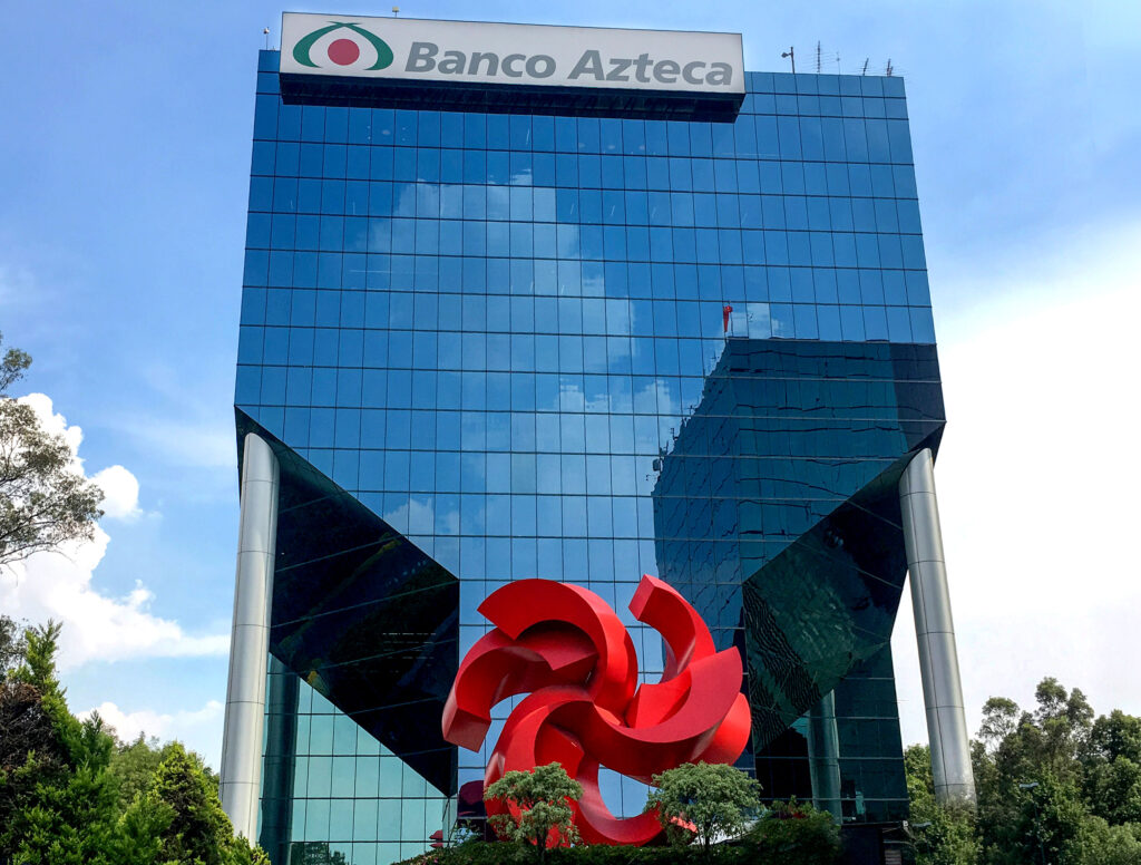 Banco Azteca 2