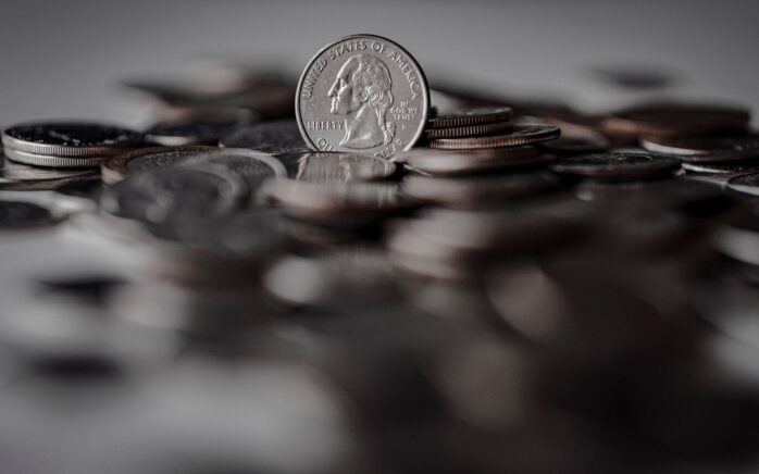 Earning Through a War: UAE Lenders Bank Records in a Quarter of Conflict